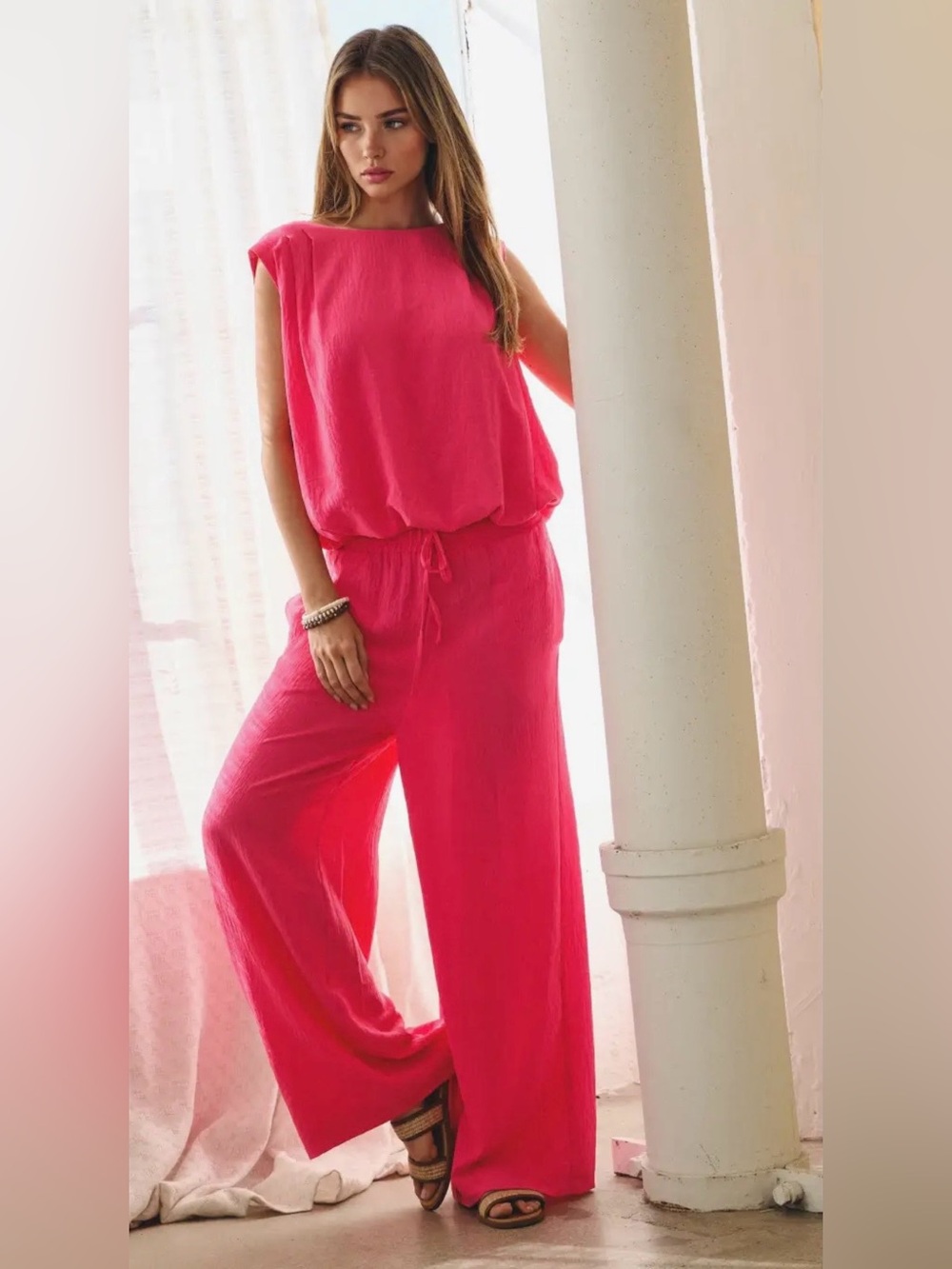 993. Sleeveless blossom top and wide leg pant set in pink